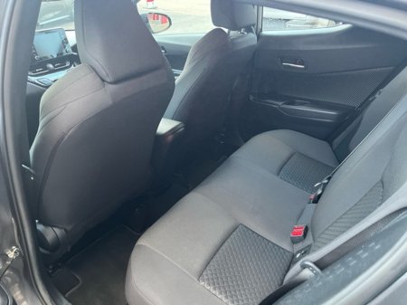 2023 Toyota C-HR ICON E6 4 DOHC thumbnail