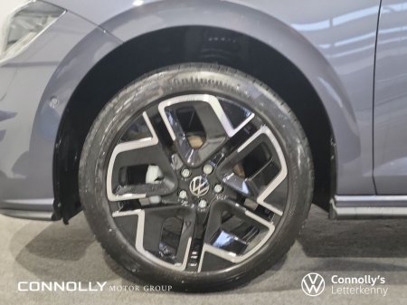 2026 Volkswagen Polo R-Line thumbnail