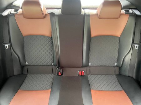 2019 Toyota C-HR - thumbnail 12