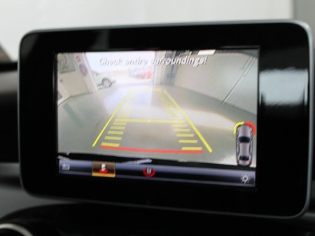 2018 Mercedes-Benz C Class - thumbnail 17