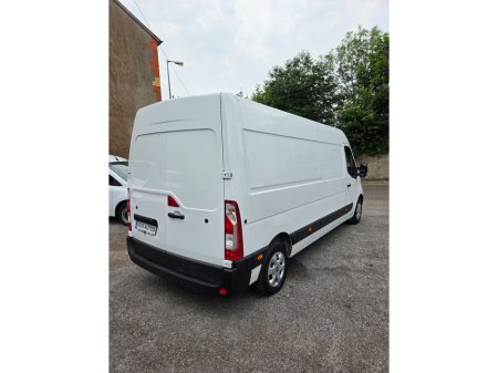 2020 Opel Movano MY21 L3H2 3.5T-2.3 135- MY21-L3H2 FWD3.5T-2.3 135 5DR €15,000