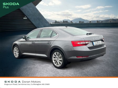 2024 Skoda Superb - view 4