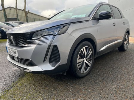2022 Peugeot 3008 - view 2