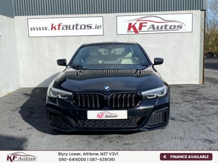 2020 BMW 5 Series - view 3