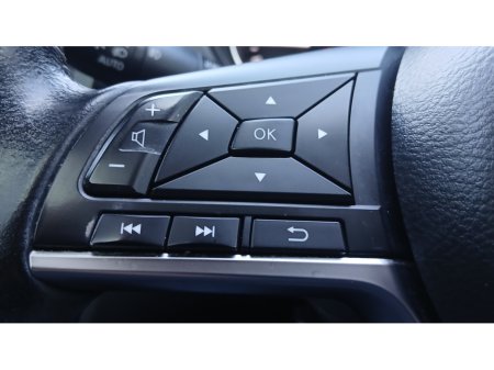 2019 Nissan Qashqai 1.5 DSL SV 5dr €15,450 thumbnail