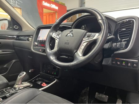 2019 Mitsubishi Outlander €22950 2019 MITSUBISHI OUTLANDER PHEV G PLUS PACKAGE 2.4 AUTOMATIC / CRUISE CONTROL / 360° PARKING CAMERA / ELECTRIC HEATED SEATS / HEATED STEERING WHEEL / PADDLE SHIFTERS €22,950 thumbnail