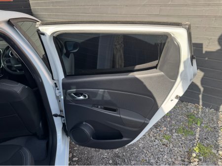 2017 Renault Clio 1.2 RL AUTO 5DR €11,495 thumbnail