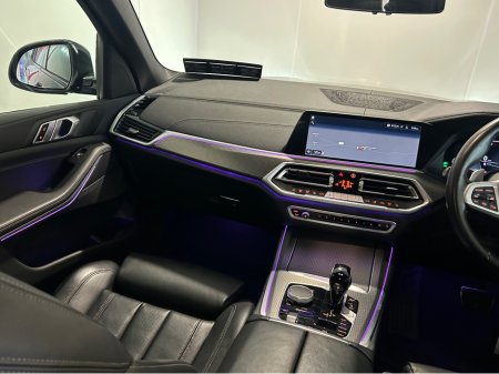 2022 BMW X5 XDRIVE45E M SPORT AUTO €59,950 thumbnail