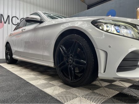2020 Mercedes-Benz C Class €29950 2020 MERCEDES-BENZ C220D LAUREUS EDITION 2.0 AUTOMATIC / CRUISE CONTROL / REVERSE CAMERA / ELECTRIC MEMORY & HEATED SEATS / AMBIENT LIGHTS / PADDLE SHIFTERS €29,950 thumbnail