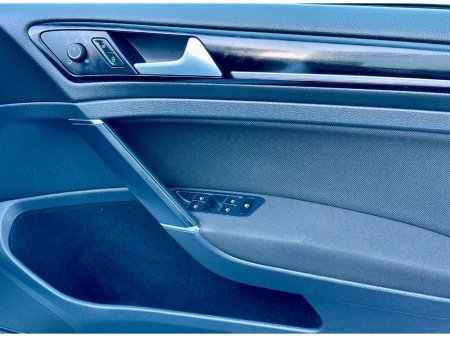 2014 Volkswagen Golf - thumbnail 14