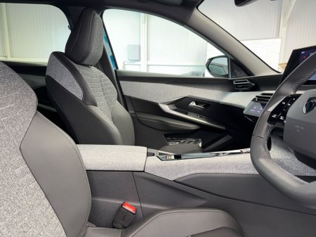 2026 Peugeot 5008 - thumbnail 11