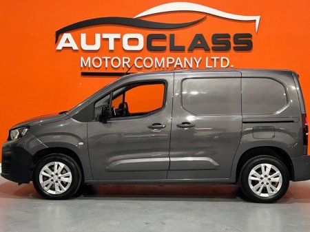 2021 Peugeot Partner AUTOMTIC BLUEHDI ASPHALT PREMIUM L1 €16,950 thumbnail