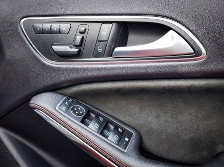 2015 Mercedes-Benz A Class - thumbnail 32