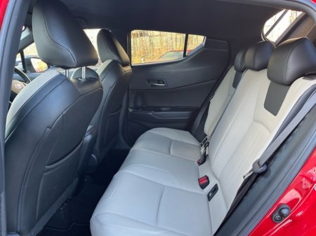 2023 Toyota C-HR - thumbnail 7