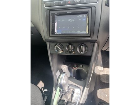 2012 Volkswagen Polo - thumbnail 8