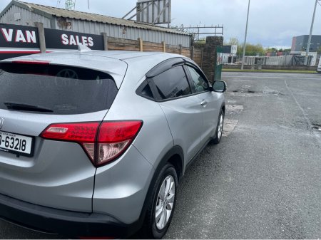 2015 Honda Vezel - thumbnail 4