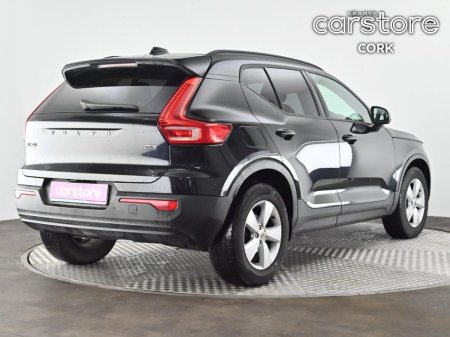 2019 Volvo XC40 - thumbnail 5