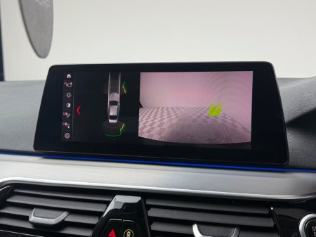 2019 BMW 5 Series 530E SE AUTO €23,990 thumbnail