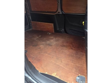 2019 Peugeot Partner - thumbnail 13