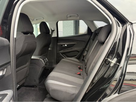 2019 Peugeot 3008 - thumbnail 24