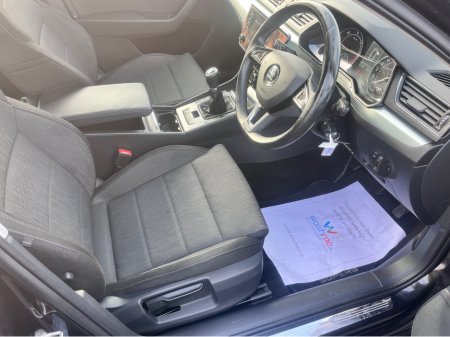 2019 Skoda Superb C AMBITION 2.0 TDI 150HP 4DR €23,750 thumbnail