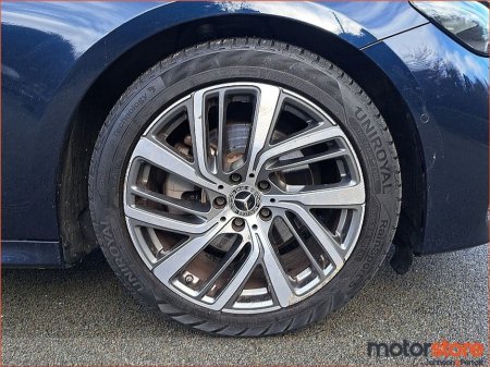2024 Mercedes-Benz E Class E 220 D MHEV Avantgarde Plus €68,900 thumbnail