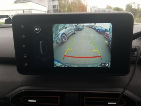 2025 Dacia Jogger HEV 145 Extreme Auto 7S FAMILY €31,000 thumbnail