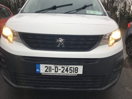 2021 Peugeot Partner Professional Plus 1.5 Blue HDI €18,900