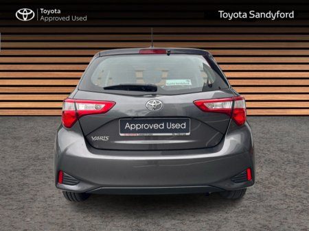 2020 Toyota Yaris 1.0 5DR LUNA // REAR CAMERA // BLUETOOTH // ALLOY WHEELS // FULL WARRANTY €16,945