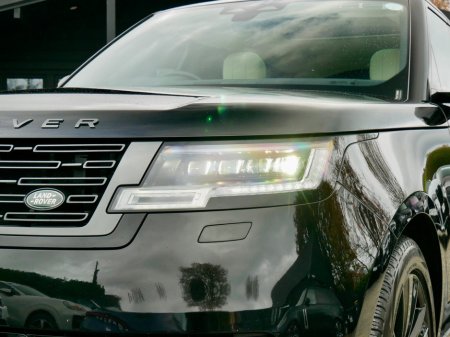 2023 Land Rover Range Rover SWB 3.0 Si6 PHEV SE €106,950 thumbnail