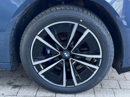 2026 BMW iX3 - thumbnail 11