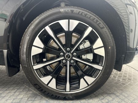 2026 Volvo XC60 - thumbnail 5