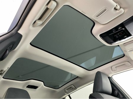 2025 Lexus RZ - thumbnail 16