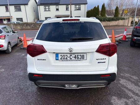 2020 Suzuki Vitara 1.4 BOOSTERJET HYBRID S SZ-T 5DR €17,950 thumbnail