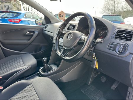 2015 Volkswagen Polo - thumbnail 14