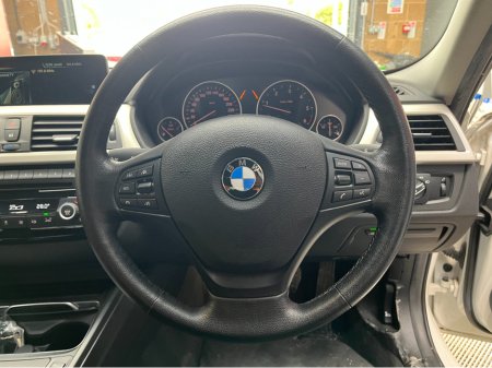 2015 BMW 1 Series - thumbnail 7