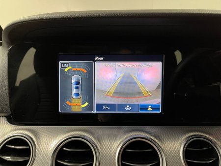 2017 Mercedes-Benz E Class 220d Avantgarde - 17 Inch Alloys - Reversing Camera - Panoramic Sunroof - Ambient Lighting - Sat Nav - Climate Control - Electric Heated Memory Seats - Keyless Start - Auto Lights/Wipers thumbnail