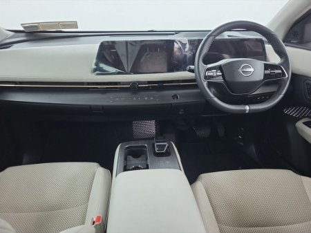 2025 Nissan Ariya - thumbnail 3