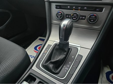 2014 Volkswagen Golf - thumbnail 11