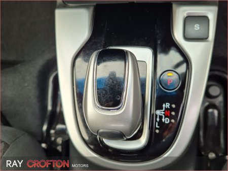 2017 Honda Fit FIT DAA-GP5 HYBRID 5DR AUTO thumbnail