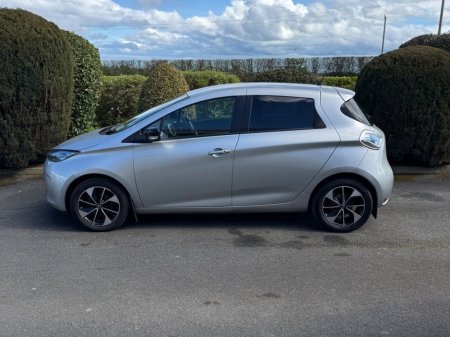 2019 Renault Zoe - view 2