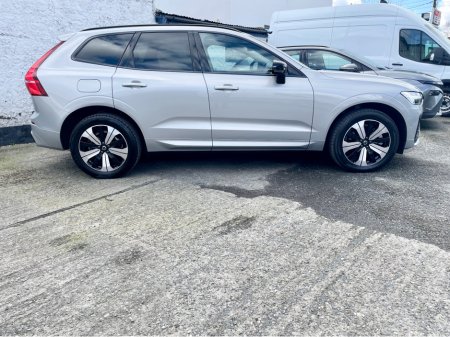 2023 Volvo XC60 - view 4