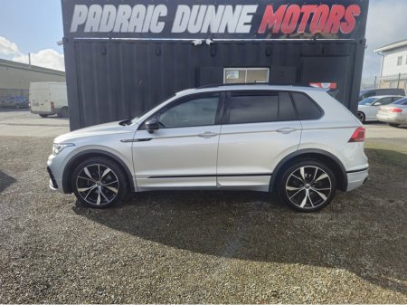 2022 Volkswagen Tiguan R-LINE 2.0 TDI D7F 150HP 5DR AU €41,950 thumbnail