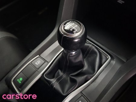 2018 Honda Civic - thumbnail 19