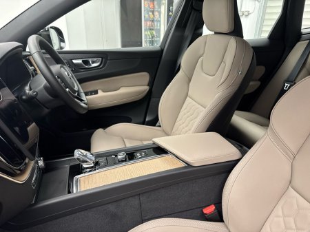 2026 Volvo XC60 - thumbnail 27