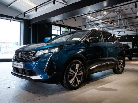 2023 Peugeot 3008 FL Allure 1.2 130 6. 4DR Auto €32,500