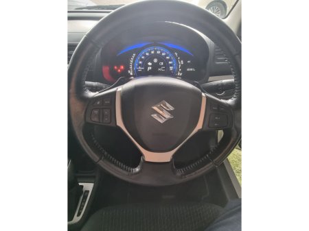 2014 Suzuki Swift - thumbnail 14