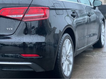 2018 Audi A3 LOW MILEAGE SPORTBACK 1.6 TDI 116 SE 4DR €17,950 thumbnail