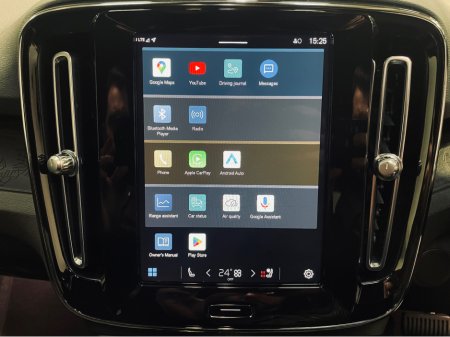 2023 Volvo XC40 - thumbnail 17