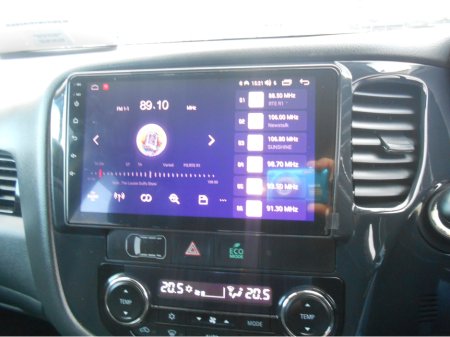 2017 Mitsubishi Outlander PHEV Intense €18,995 thumbnail